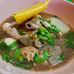 ก๋วยเตี๋ยวหมู