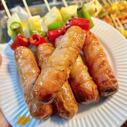 บาร์บีคิวไส้กรอกชีสพันเบคอน ไม้ละ