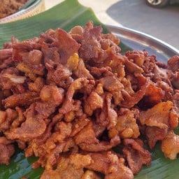 Meng หมูเขียว ข้าวเหนียวบูด