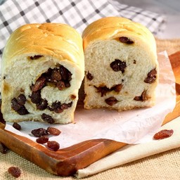 ปังลูกเกดแถว