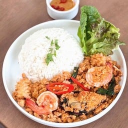 ข้าวไข่คั่วห่อหมกทะเล