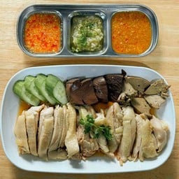 ไก่ยกโพก