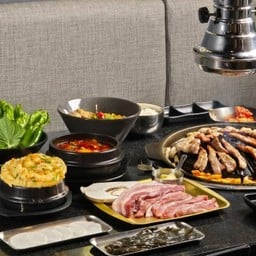 APG Grill Vanit Village