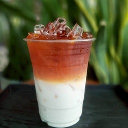 ชานมเย็น (ชาส้ม)