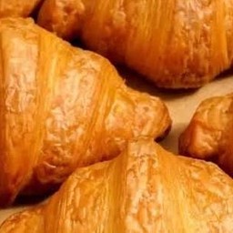 มินิครัวซองชาไทย 2 ชิ้น