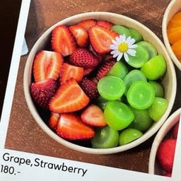 องุ่นเขียว+สตอเบอรี่