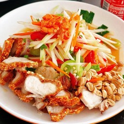 ตำหมูกรอบ