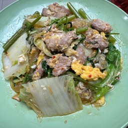 สุกี้แห้ง