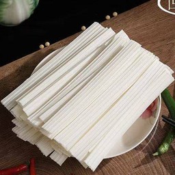 เส้นบุกขาว