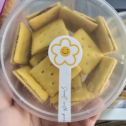 ขนมชีสเชสสับปะรด