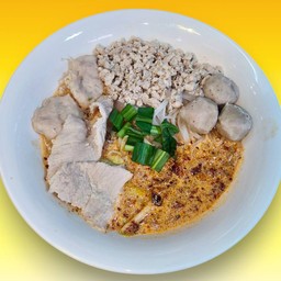 เกาเหลาหมูต้มยำน้ำข้น