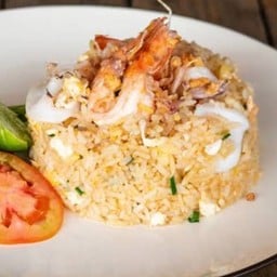 ข้าวผัดทะเลกุ้ง+ปลาหมึก
