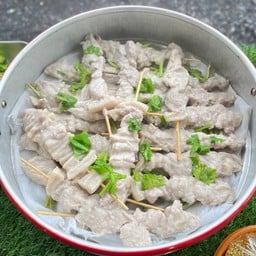 หมูมะนาวสายลับ ร่องแซง