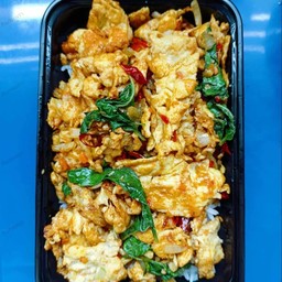 ข้าวกะเพราไข่เจียว