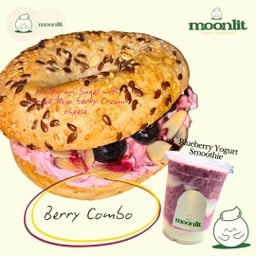 เบอรี่ บรั้นช์ คอมโบ (เบเกิ้ลอาซาอิเบอรี่+บลูเบอรี่โยเกิร์ตสมูตตี้ 12oz.)