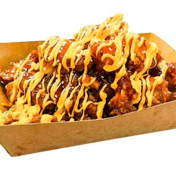 ไก่ไม่มีกระดูก ราดซอสเผ็ดแอนด์ชีส