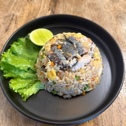 ข้าวผัดปลาทู.