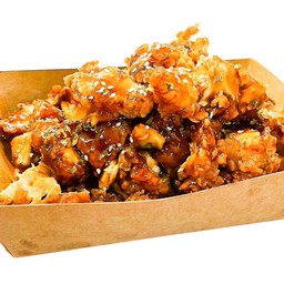 ไก่ไม่มีกระดูก ราดซอสกาลิค (ซอสกระเทียม)