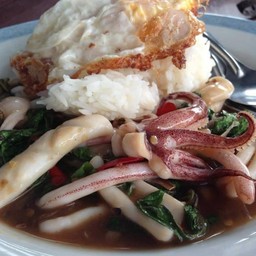 กะเพราหมึก