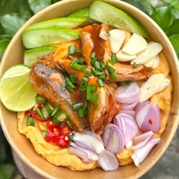 ข้าวไข่ข้นปลากระป๋อง