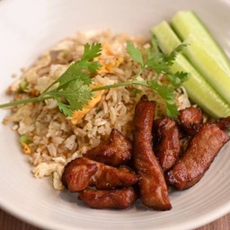 ข้าวผัดไข่หมูแดดเดียว