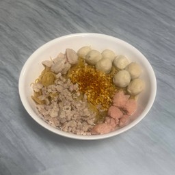 เส้นเล็กคลุกซอส