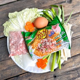 ชุดยำยำรสหมูสับ