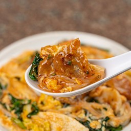 สุกี้แห้งรวม หมู ทะเล หมูกรอบ (รวมทุกอย่าง)