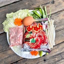 ชุดมาม่าต้มยำกุ้ง