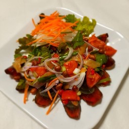 ยำไข่เยี่ยวม้า