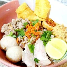 ก๋วยเตี๋ยวต้มยำ