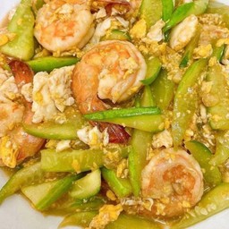 ผัดแตงกวากุ้งใส่ไข่