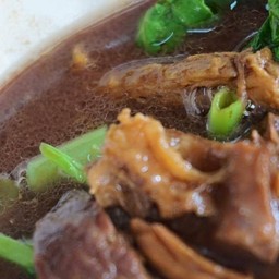 หมูตุ๋น (ถ้วย)•