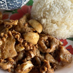 ข้าว+กระเทียมพริกไทย