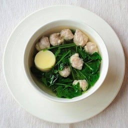 Noodle Soup with Clear Broth ก๋วยเตี๋ยวแกงจืด