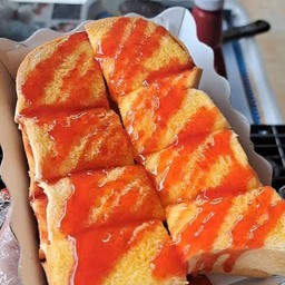 ขนมปังเนยสตอเบอรี่