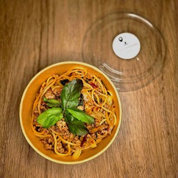 สปาเก็ตตี้ผัดกระเพราะหมู