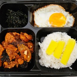 ชุดข้าว หมูผัดซอสโคชูจัง