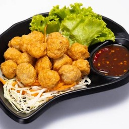 ลูกชิ้นกุ้งทอด