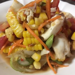 ส้มตำข้าวโพดไข่เค็ม