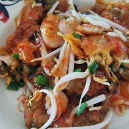 ูอู้ฟู่ ผัดไทยแท้ หอยทอด ออส่วน อู้ฟู่ ผัดไทยแท้