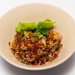 ก๋วยเตี๋ยวแห้งเนื้อ