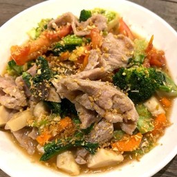 มิตรรักผัดผักรวม หมู