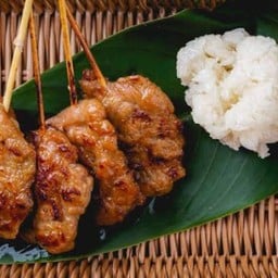 หมูปิ่งนมสดเล็ก4ไม้ข้าวเหนียว1ห่อ