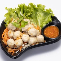 ลูกชิ้นลวกจิ้ม