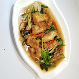 เนื้อปลาช่อนผัดขึ้นฉ่าย