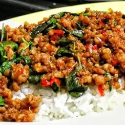 กะเพราหมูสับ