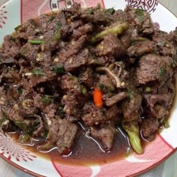 ก้อยเนื้อคั่วไม่ขม+ส้มตำปลาร้า+แกงคั่วเนื้อแบบอีสาน