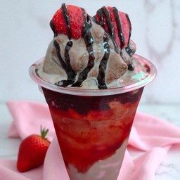 โกโก้ปั่นสตรอเบอรี่นมสด