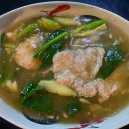 ราดหน้าหมู